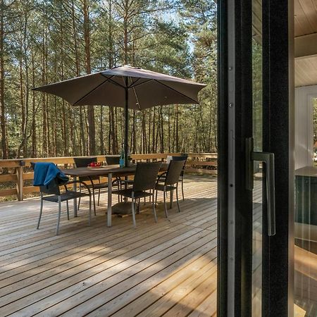 Lovely Home In Nexo With Kitchen Zewnętrze zdjęcie